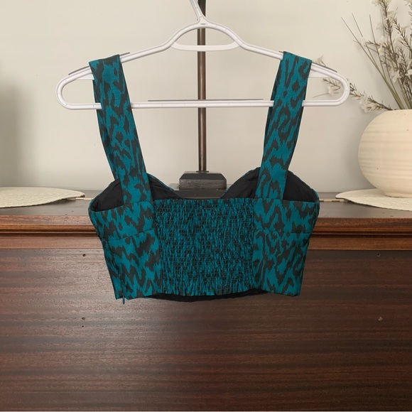Wilfred Rhapsody Teal & Black Animal Print Cropped Top, Size 0 - Picture 6 of 12